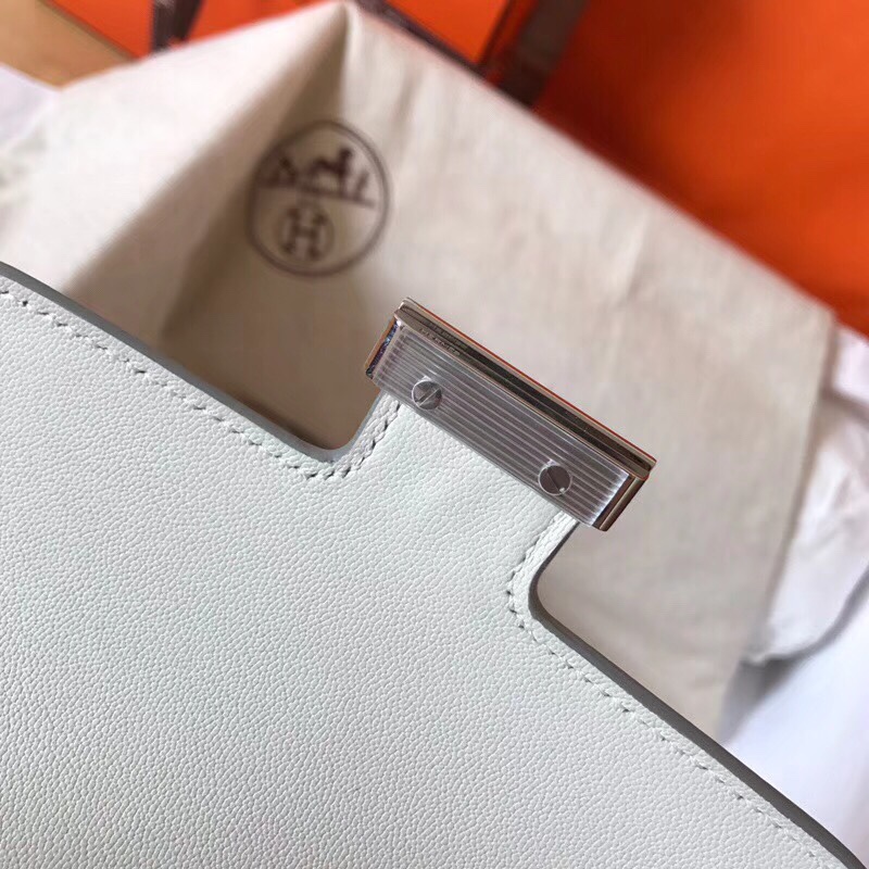 Hermes Constance 24cm Shoulder Bag In Cream White Epsom Leather